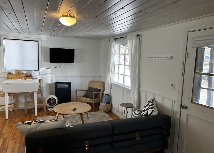 Corduroy Motel